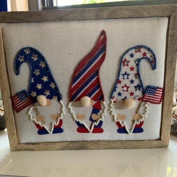 Beaded Patriotic Gnome On Fabric in frame - Picture 1 of 7